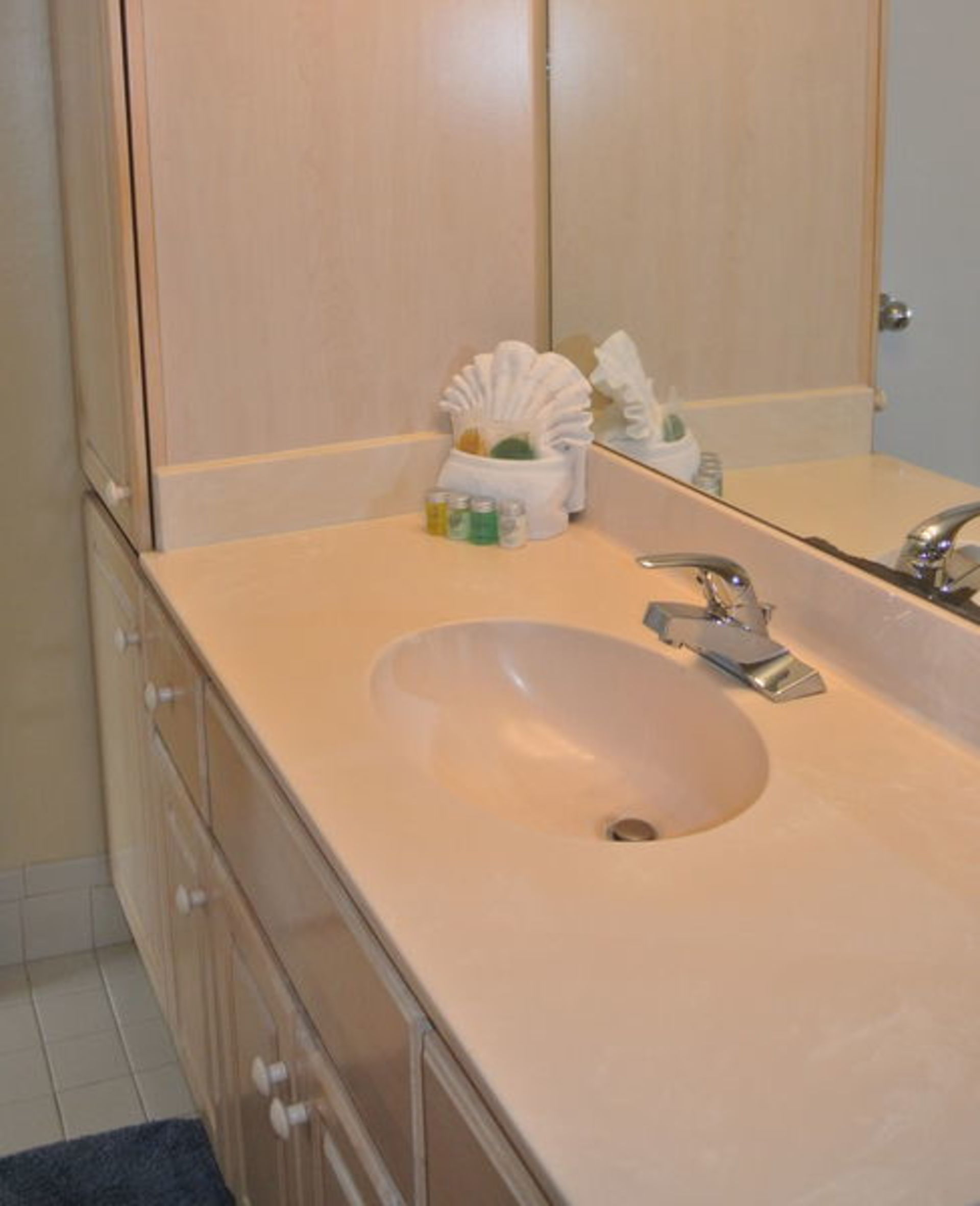 The Ultimate 3 Bedroom Condo on Santa Maria Harbour Resort, Florida Condo 5944