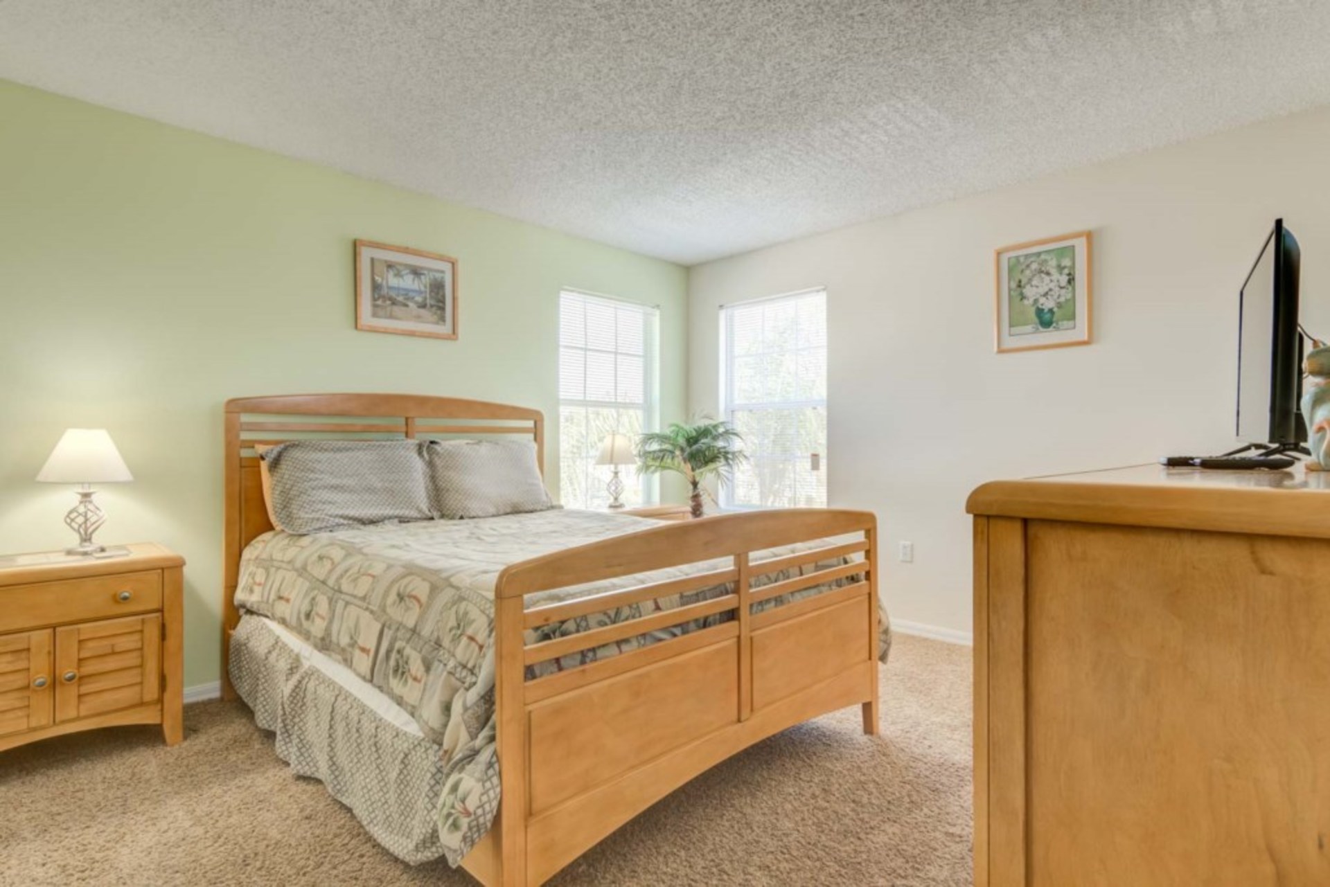 5 Star Villa in one of the most Prestigious Areas, Southern Dunes Golf Club, Florida Villa 6206