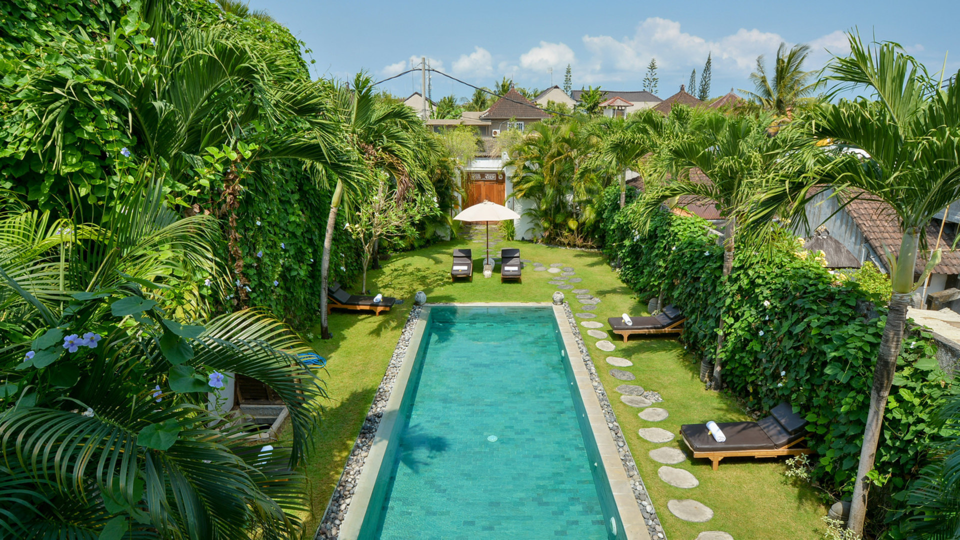 Amazing 5 Star Villa With 2 Relaxing Pools , Bali Villa 2136