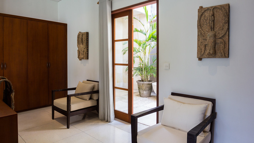 Amazing 5 Star Villa With 2 Relaxing Pools , Bali Villa 2136