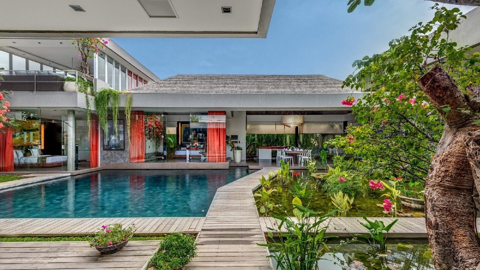 Beautiful Villa with Private Pool & Sunny Environment, Bali Villa 2138, Seminyak, Indonesia