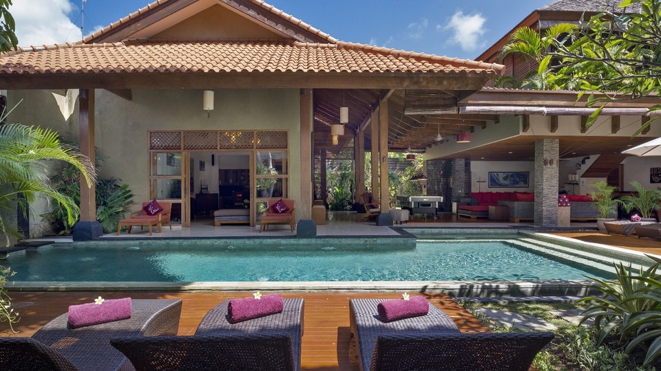 Peaceful Villa with Glistering Swimming Pool, Bali Villa 2139, Seminyak, Indonesia
