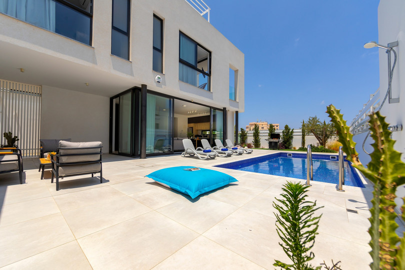 Luxury Home with Private Pool, Protaras Villa 1026