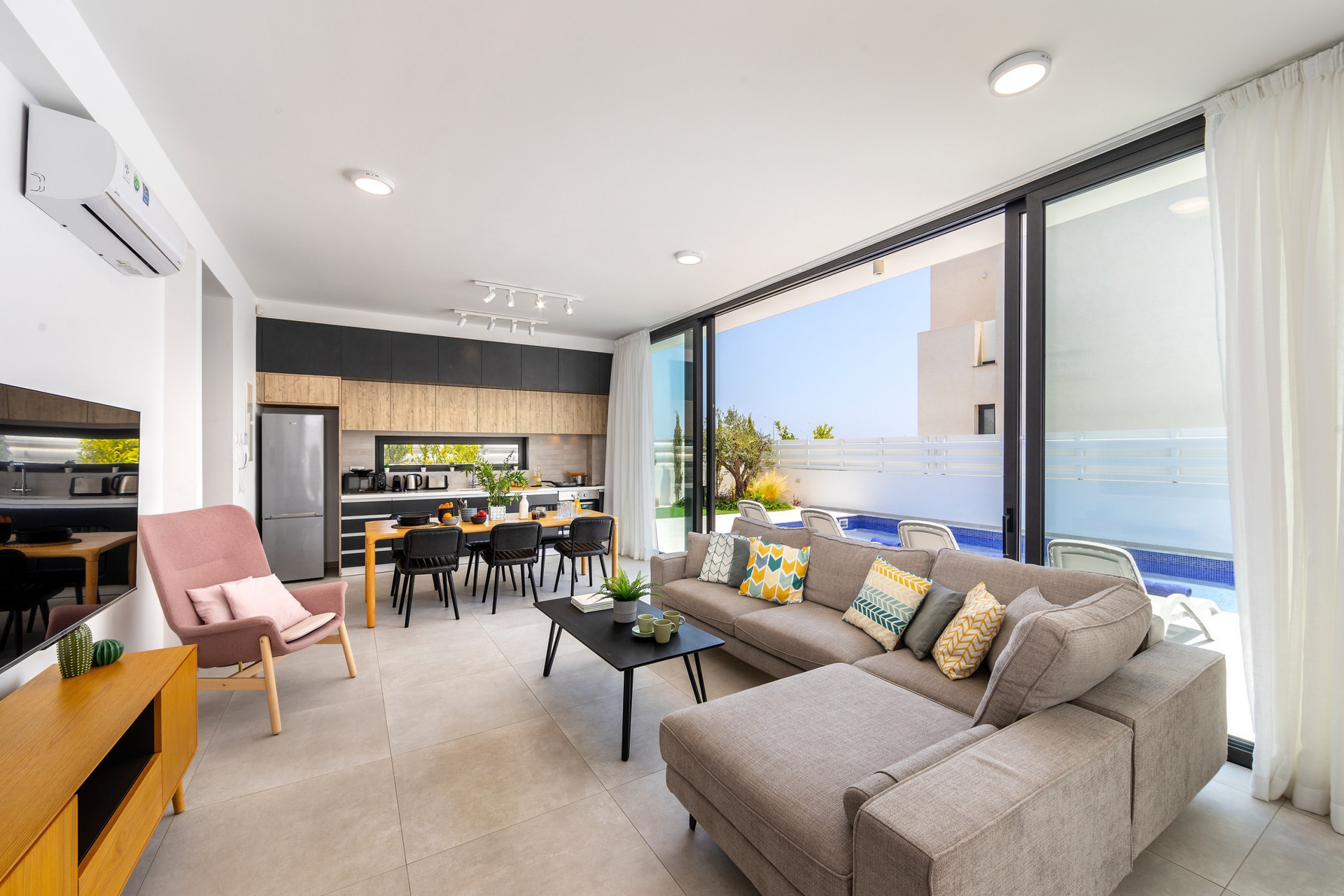Luxury Home with Private Pool, Protaras Villa 1026