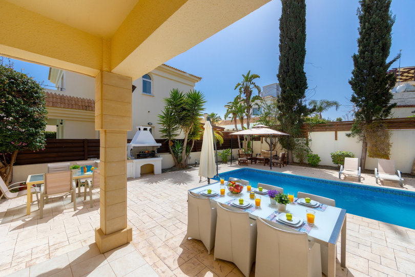 Beautiful Villa minutes from beach, Protaras Villa 1027