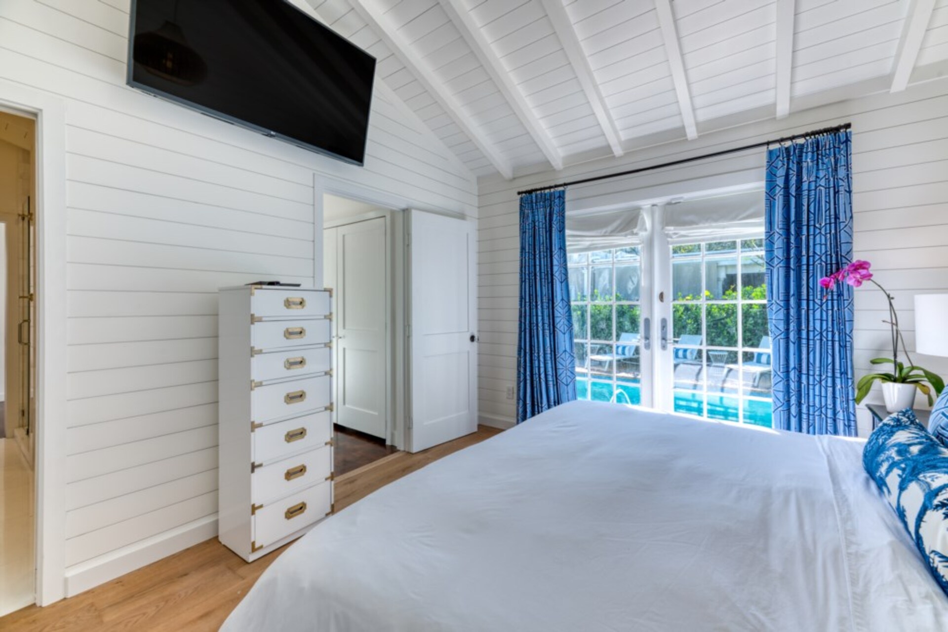 Picture Renting This Beautiful 4 Bedroom Villa in West Palm Beach, West Palm Beach Villa 1870