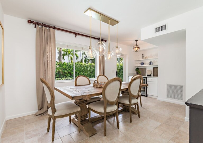 Rent This Luxurious Furnished Villa in West Palm Beach, West Palm Beach Villa 1875