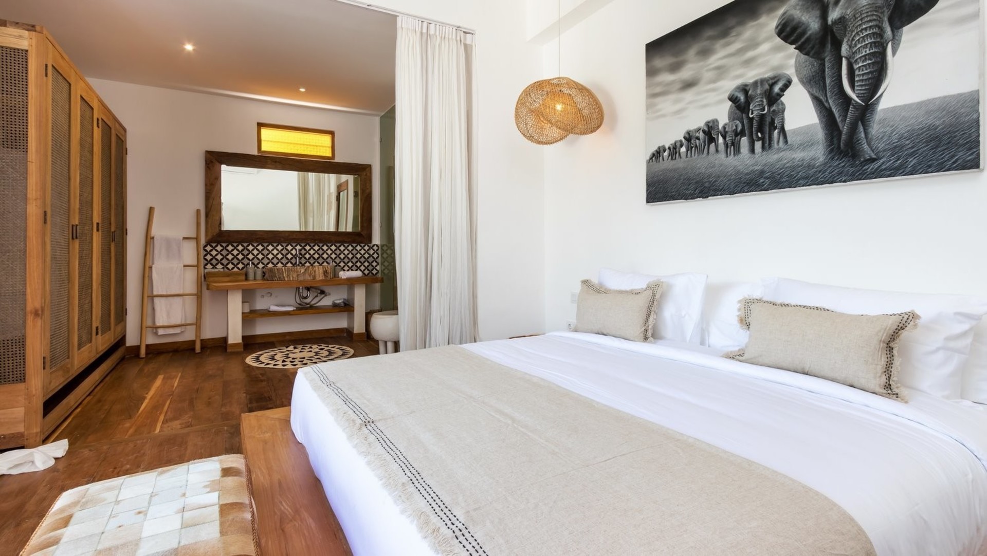 Peaceful 4 Bedroom Vacation Villa With Pool, Bali Villa 2205