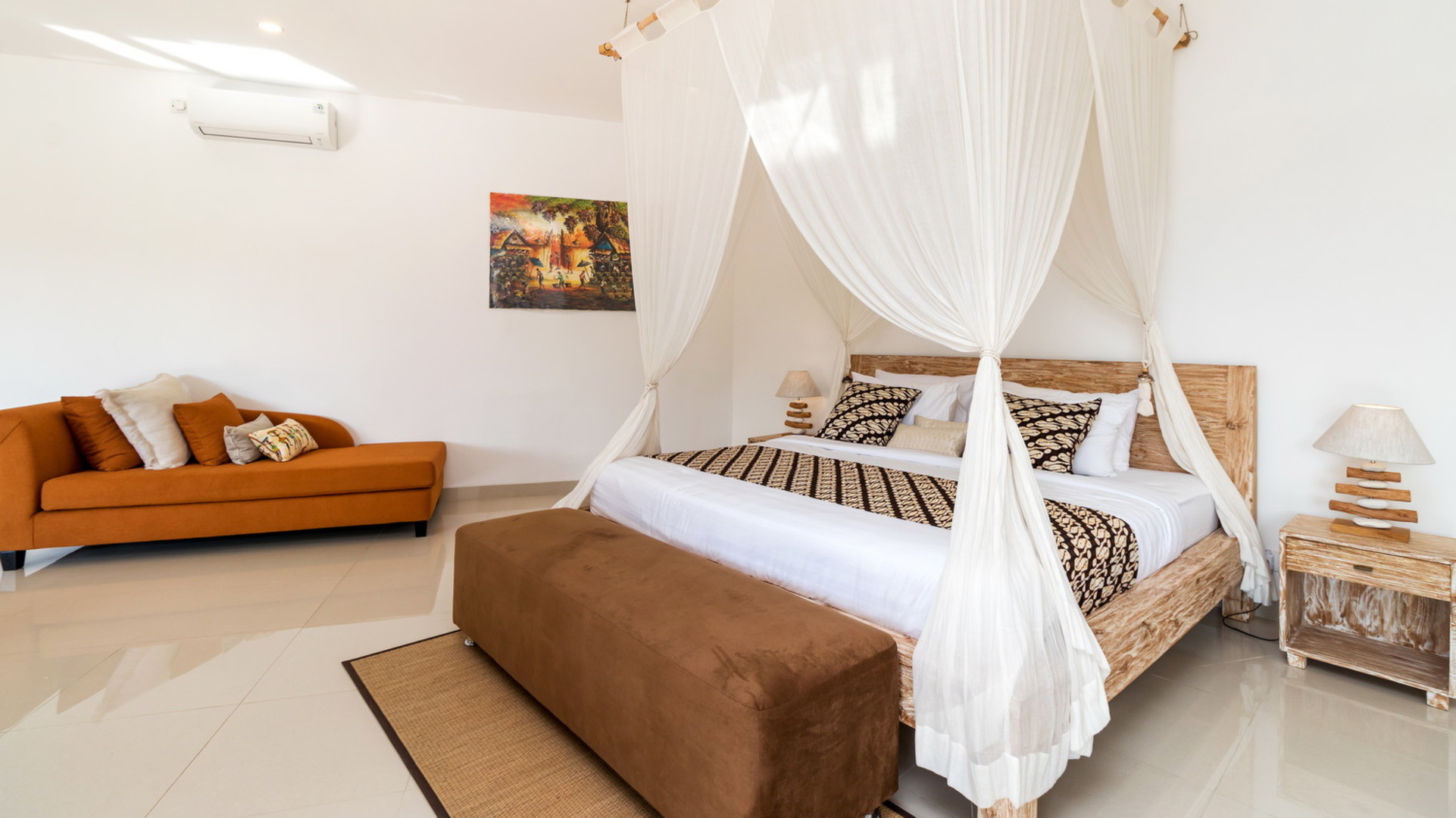 Luxurious 4BR Villa with Pool, Bali Villa 2206