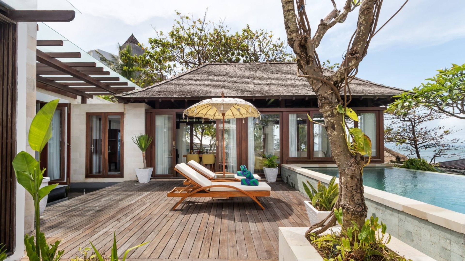 Peaceful 16BR Villa W/ Pool in Bali, Bali Villa 2209