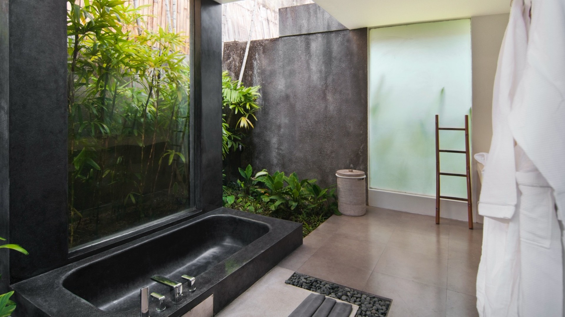 Beautiful 2BR Villa With Private Pool, Bali Villa 2215