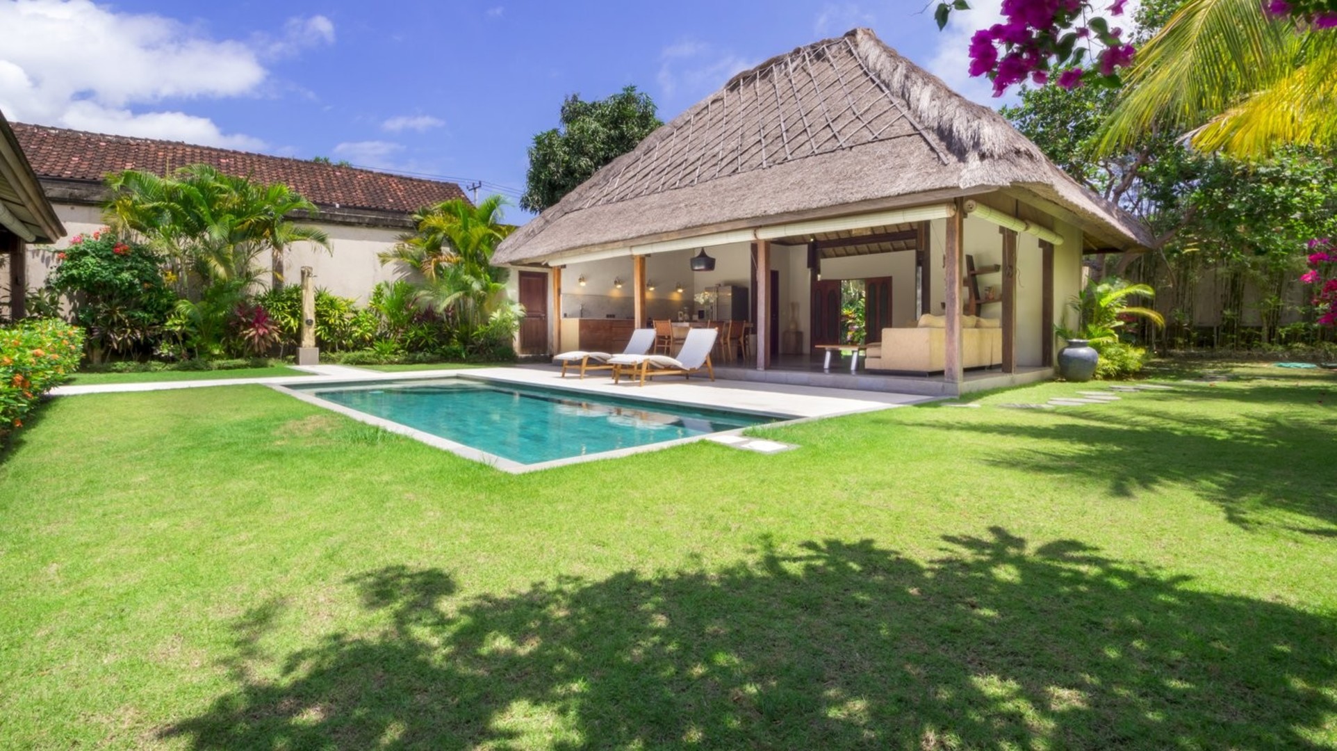 Great 2BR Villa W/ Amazing Pool & Garden, Bali Villa 2226
