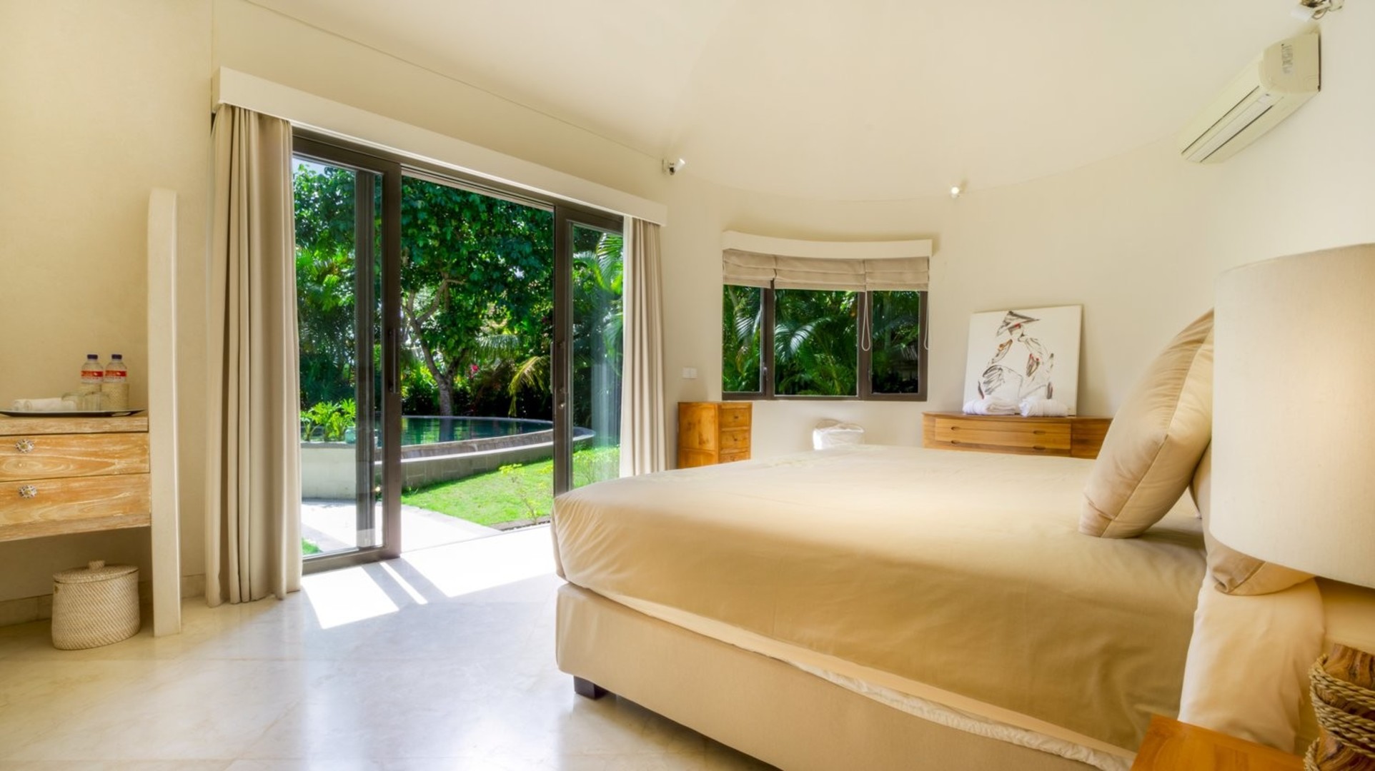 Spacious 2BR Villa W/ Pool & Garden, Bali Villa 2227