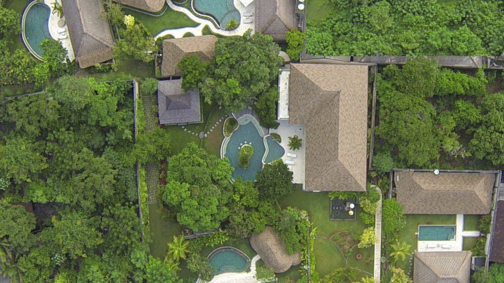 Dreamy 3BR Villa With Pool & Garden, Bali Villa 2229