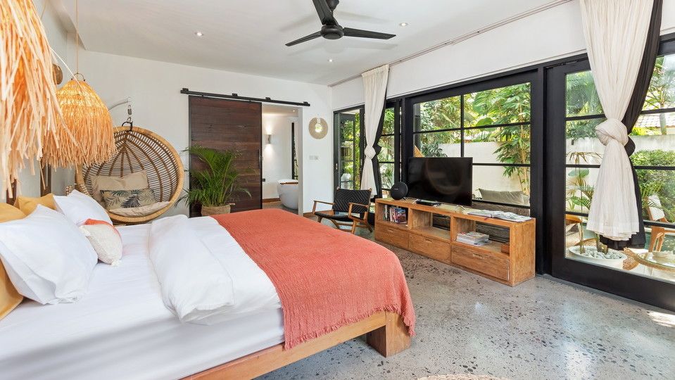 Peaceful 1BR Villa W/ Beautiful Pool Area, Bali Villa 2230