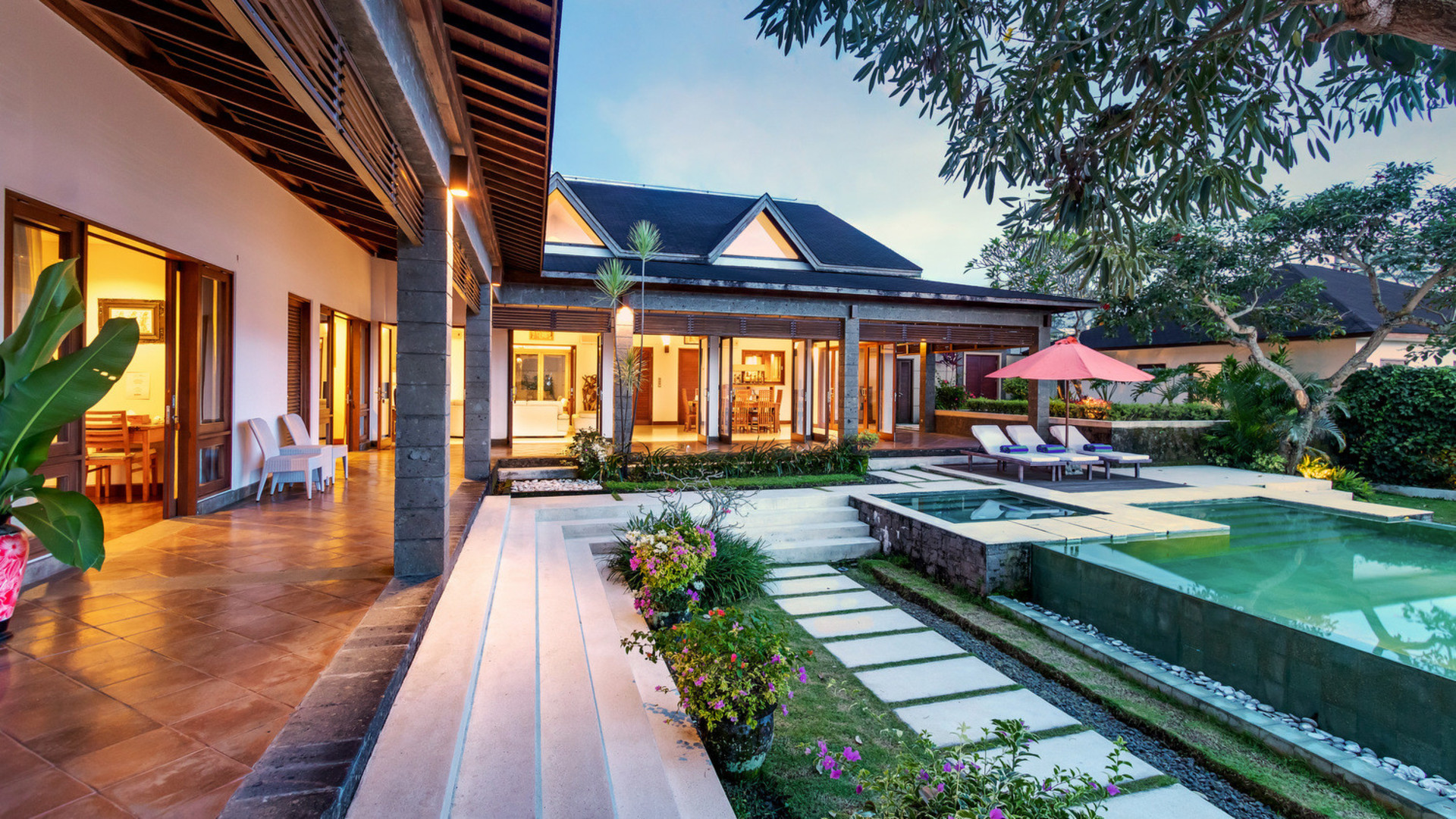 Spacious 4BR Villa W/ Pool & Garden, Bali Villa 2233