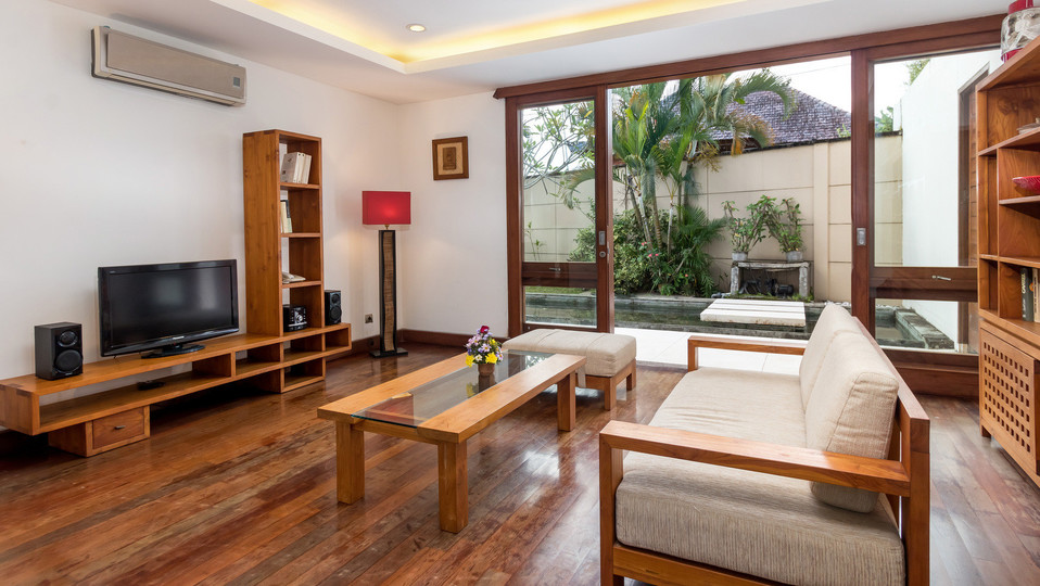 Spacious 4BR Villa W/ Pool & Garden, Bali Villa 2233