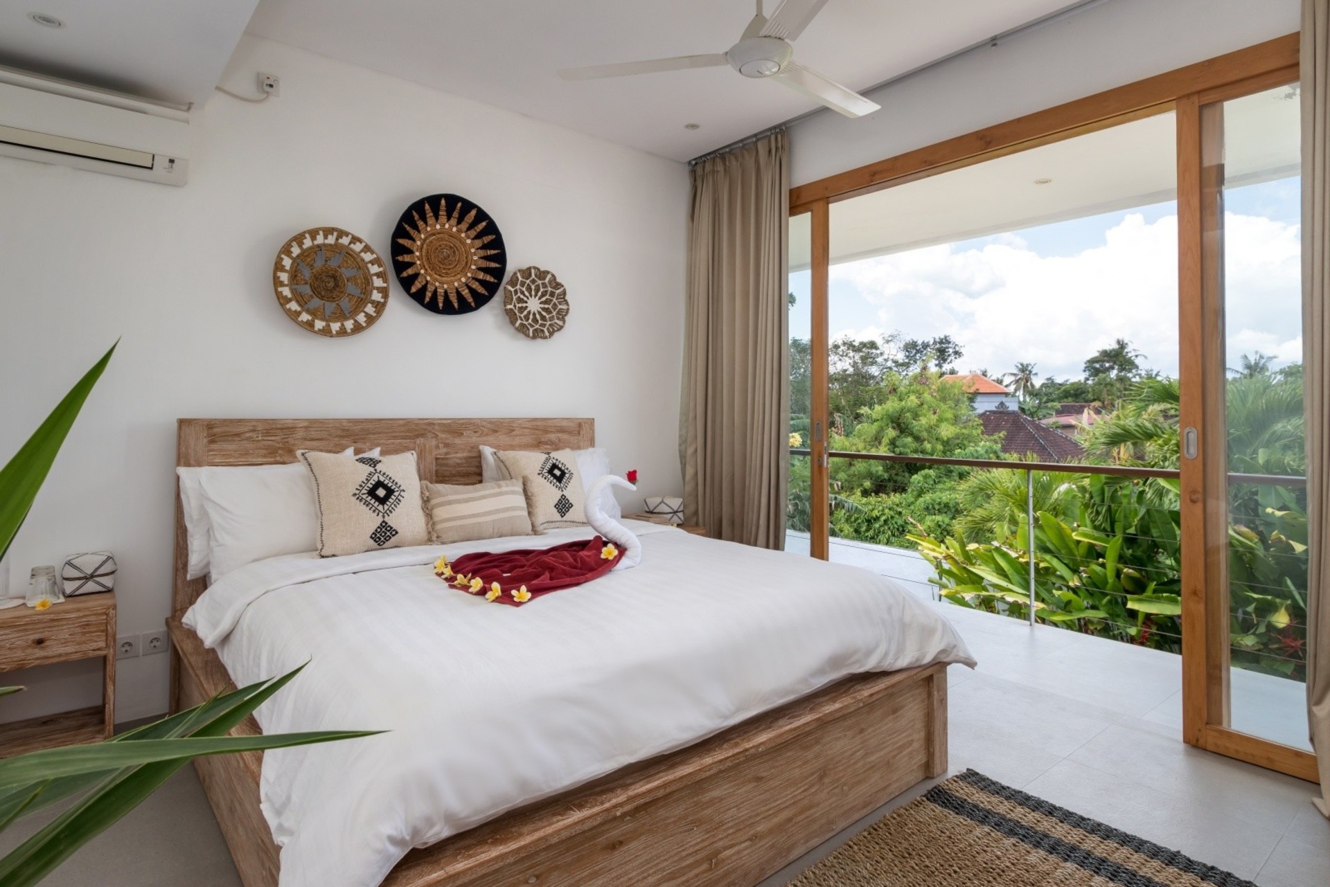 Enjoy Fully Equipped 4BR Villa W/ Pool & Garden, Bali Villa 2236