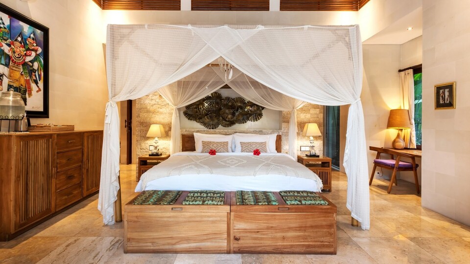 Enjoying Your Holiday in a Luxury 5 Star Villa in Candidasa, For Less Than a Hotel, Villa Bali 2243