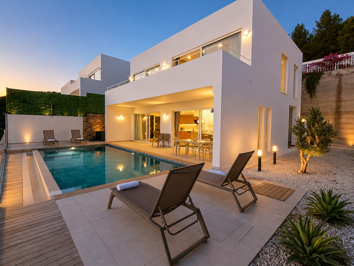 5 Star Villa Summit – Panoramic Mountain & Sea Escape