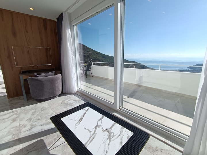 5 Star Villa Summit – Panoramic Mountain & Sea Escape