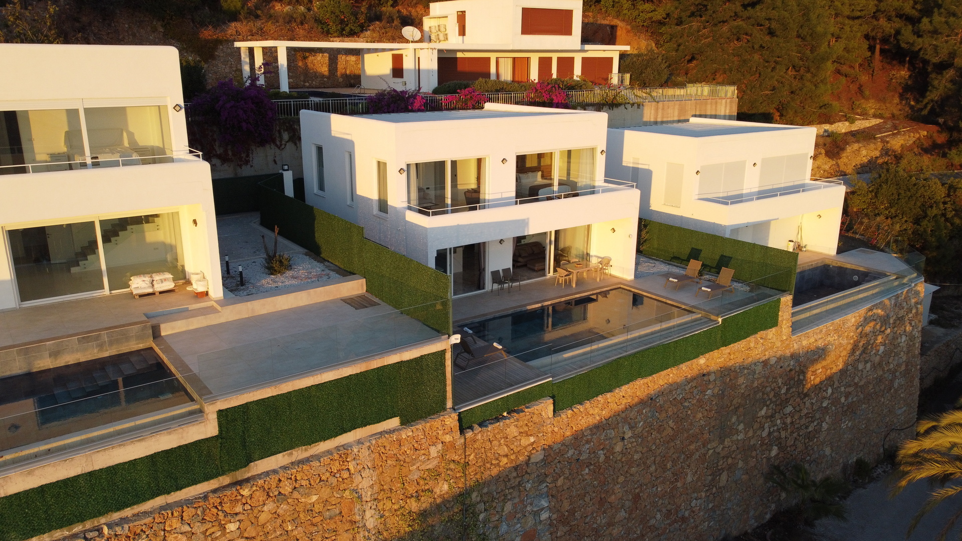 5 Star Villa Summit – Panoramic Mountain & Sea Escape