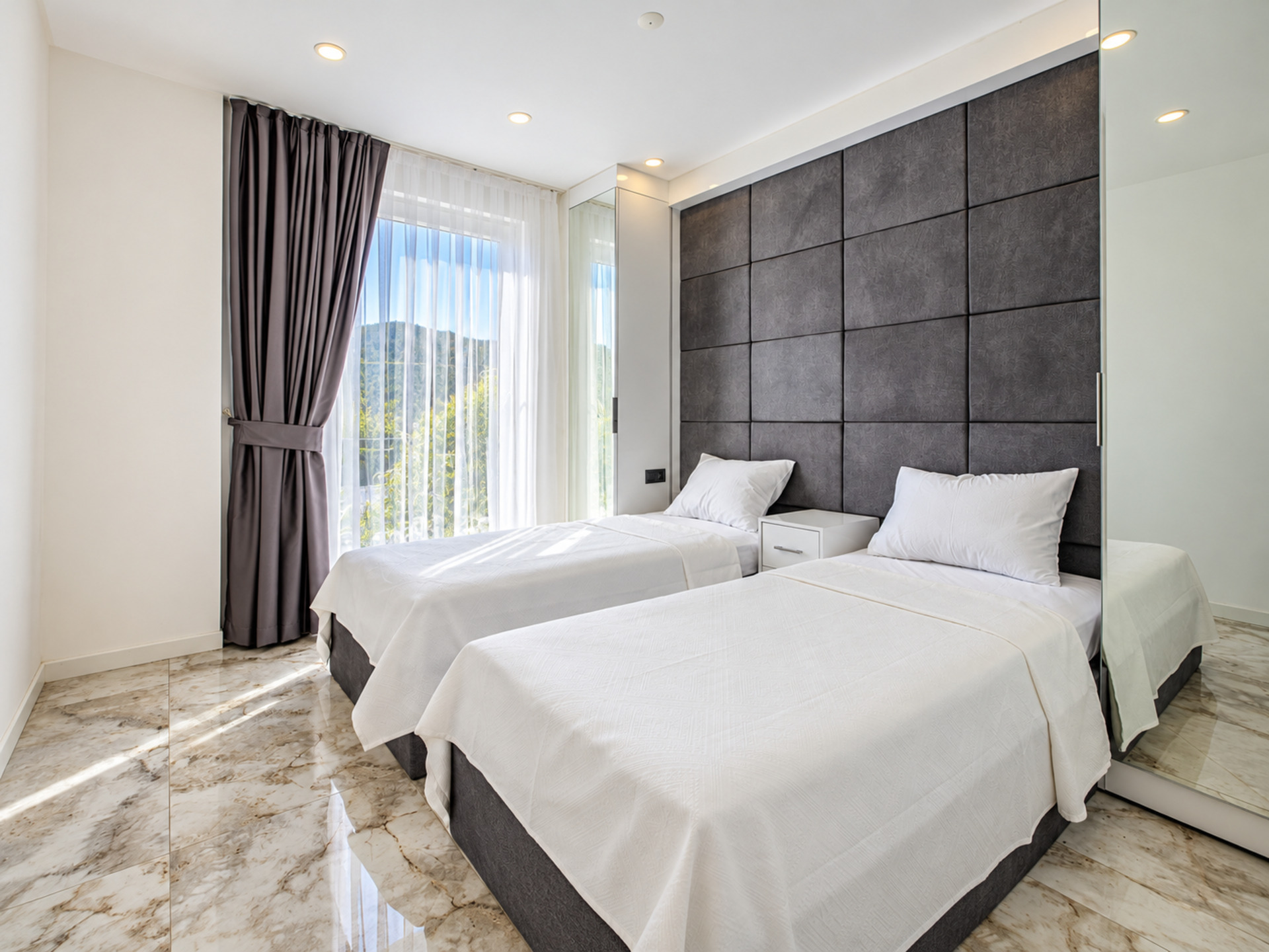 5 Star Villa Horizon – Mountain & Sea Escape