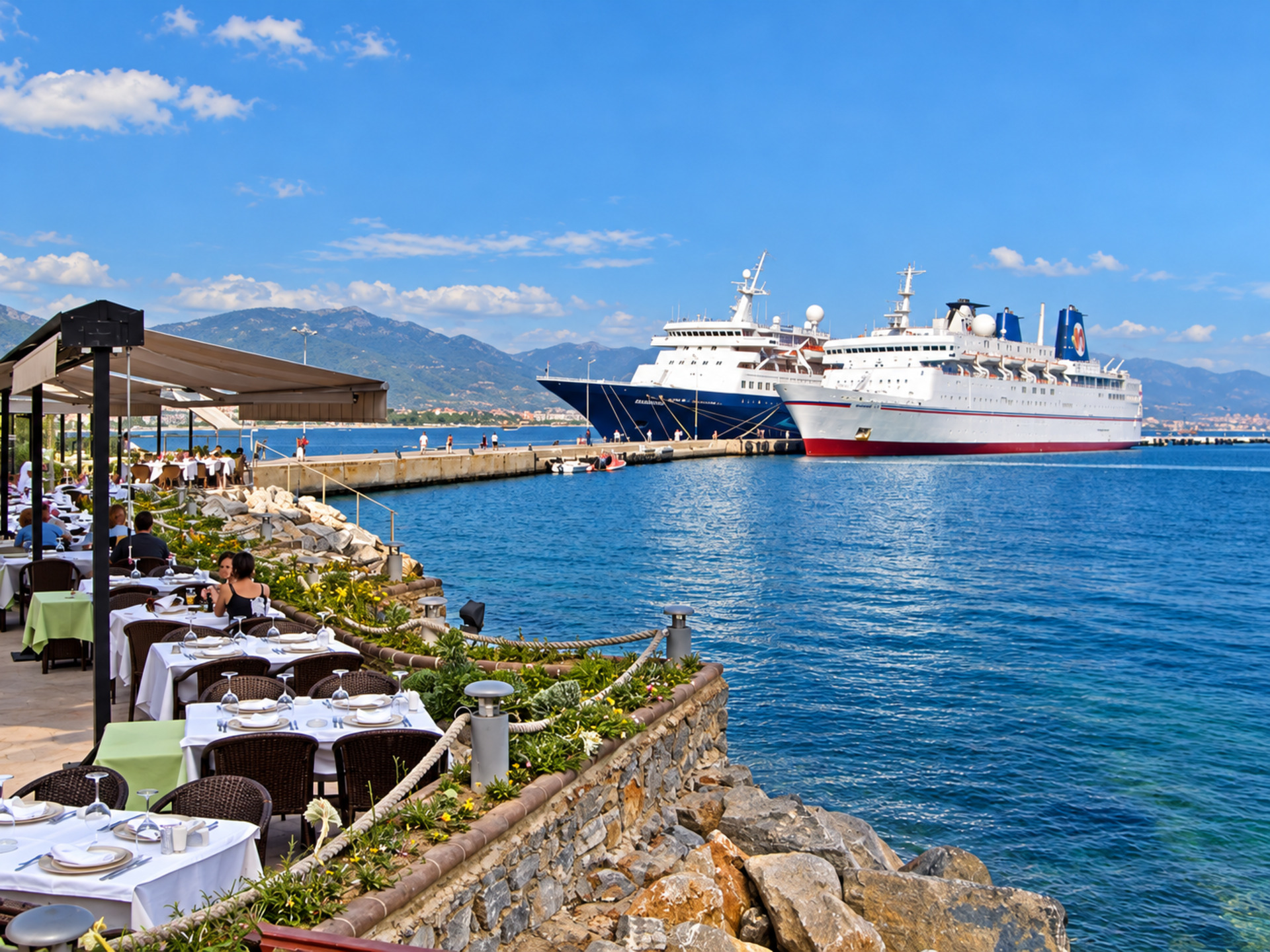 5 Star Villa Horizon – Mountain & Sea Escape