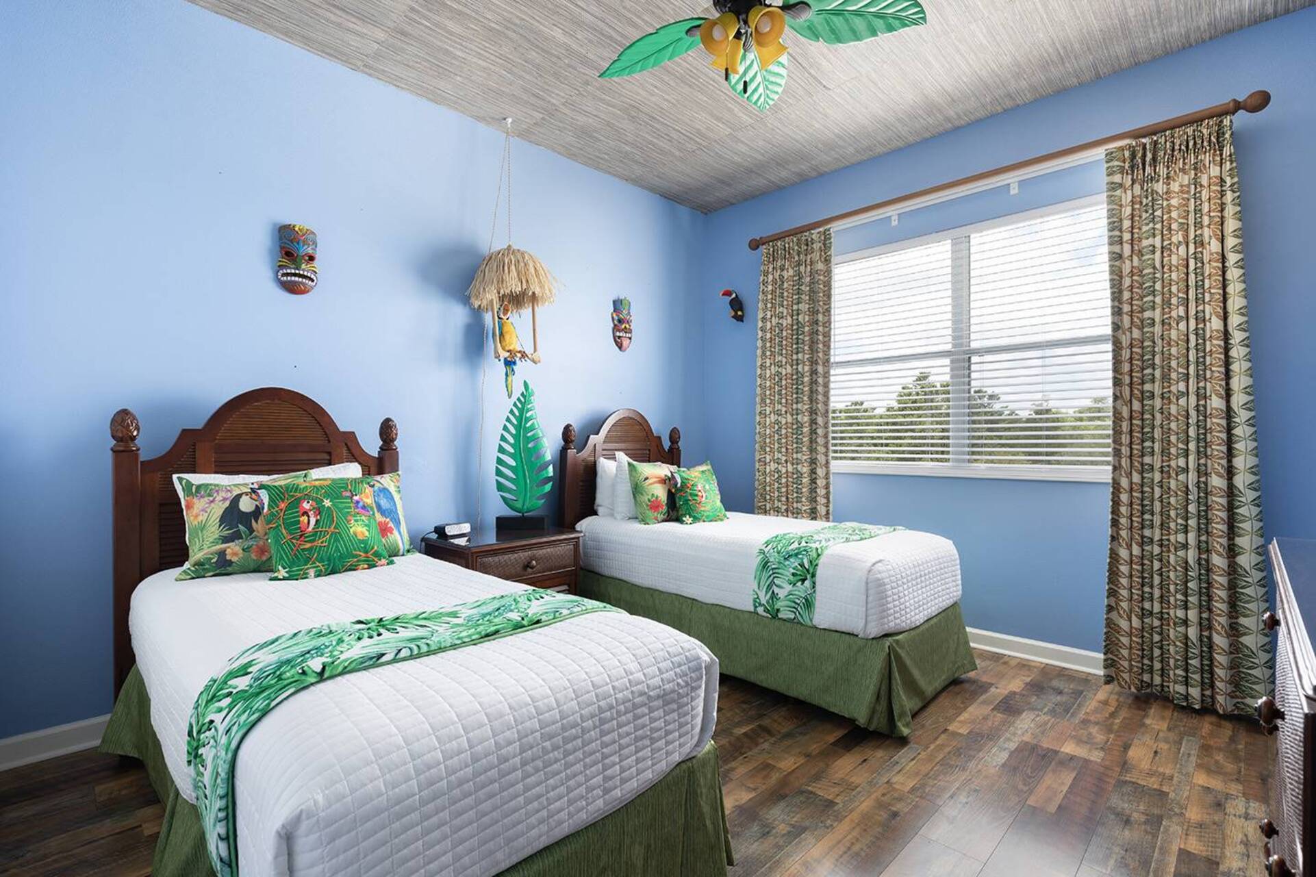 Perfect 4 Bedroom Villa, Reunion Resort Villa 1013