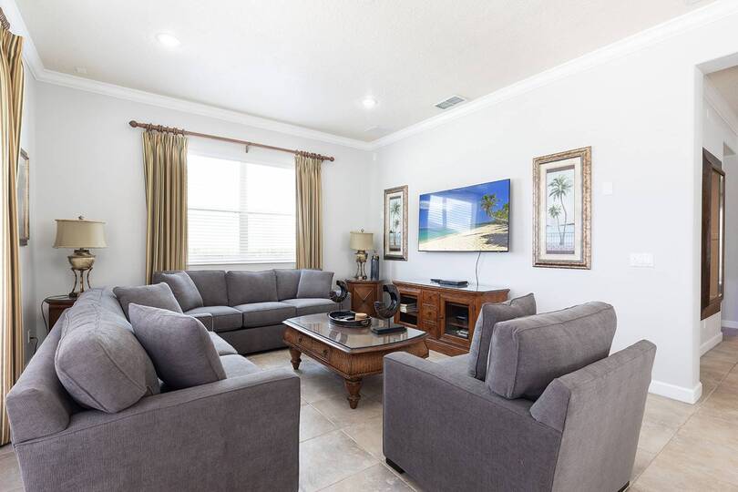 Perfect 4 Bedroom Villa, Reunion Resort Villa 1013