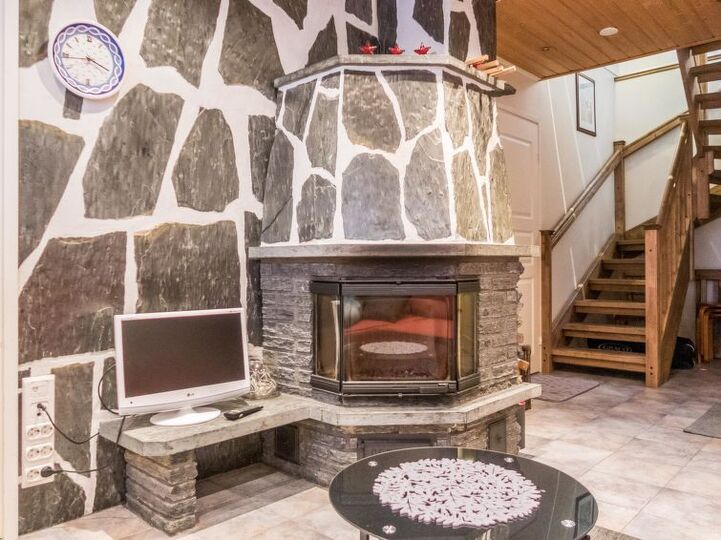 Exclusive Home in Perfect Location, Sotkamo 1126