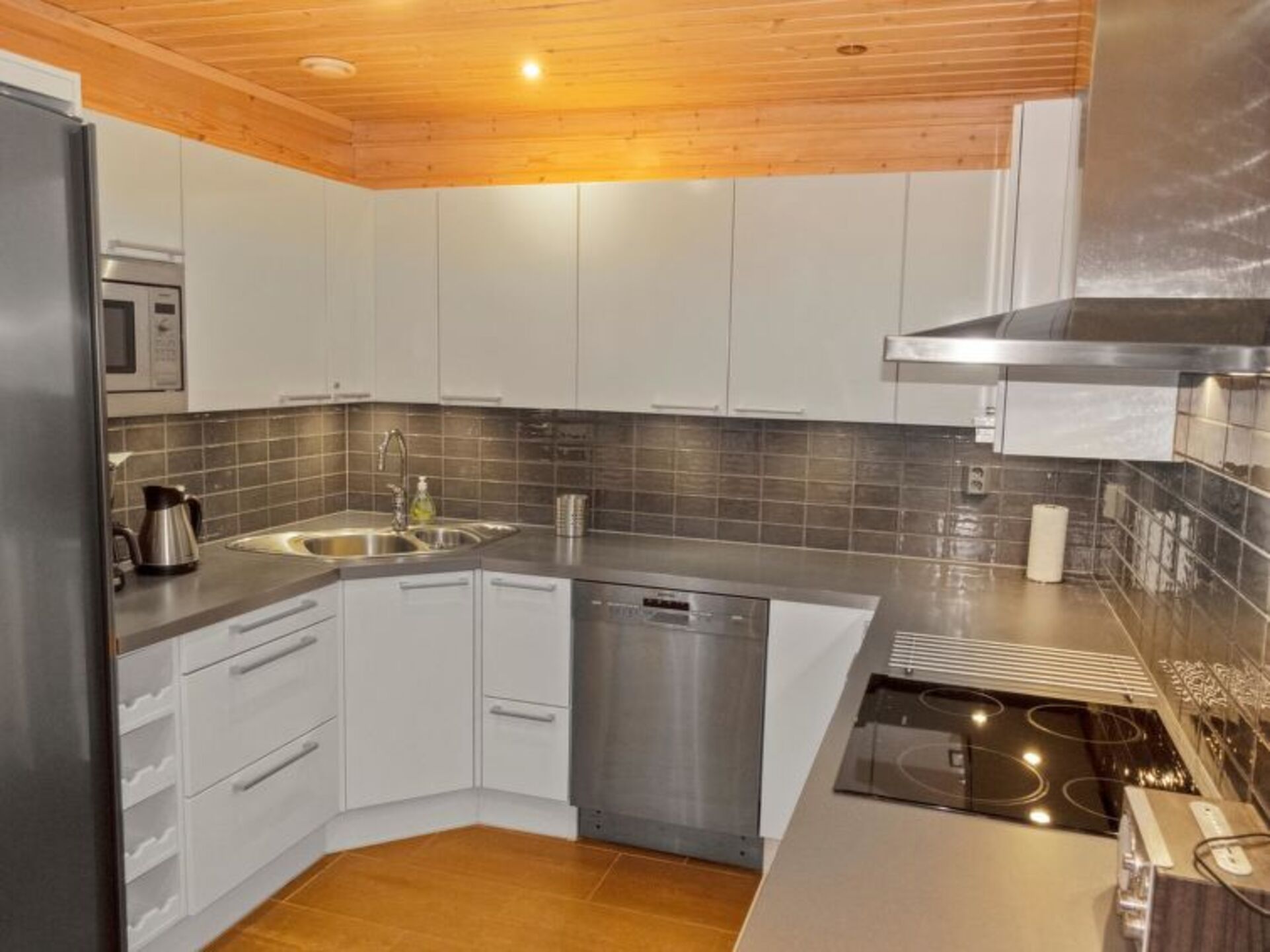 Luxury Home, Idyllic Location, Salla 1286