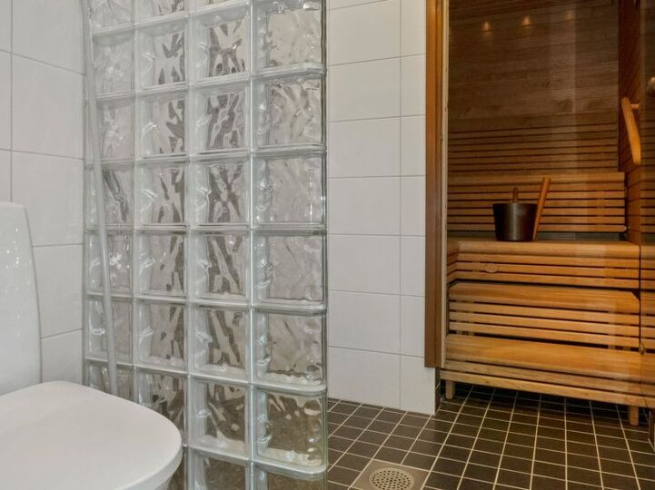 Luxury Home, Idyllic Location, Salla 1286