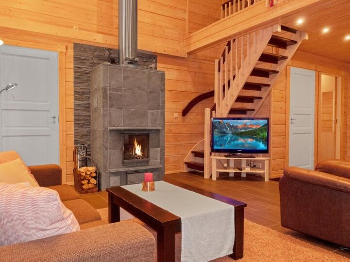 Luxury Home, Idyllic Location, Salla 1286