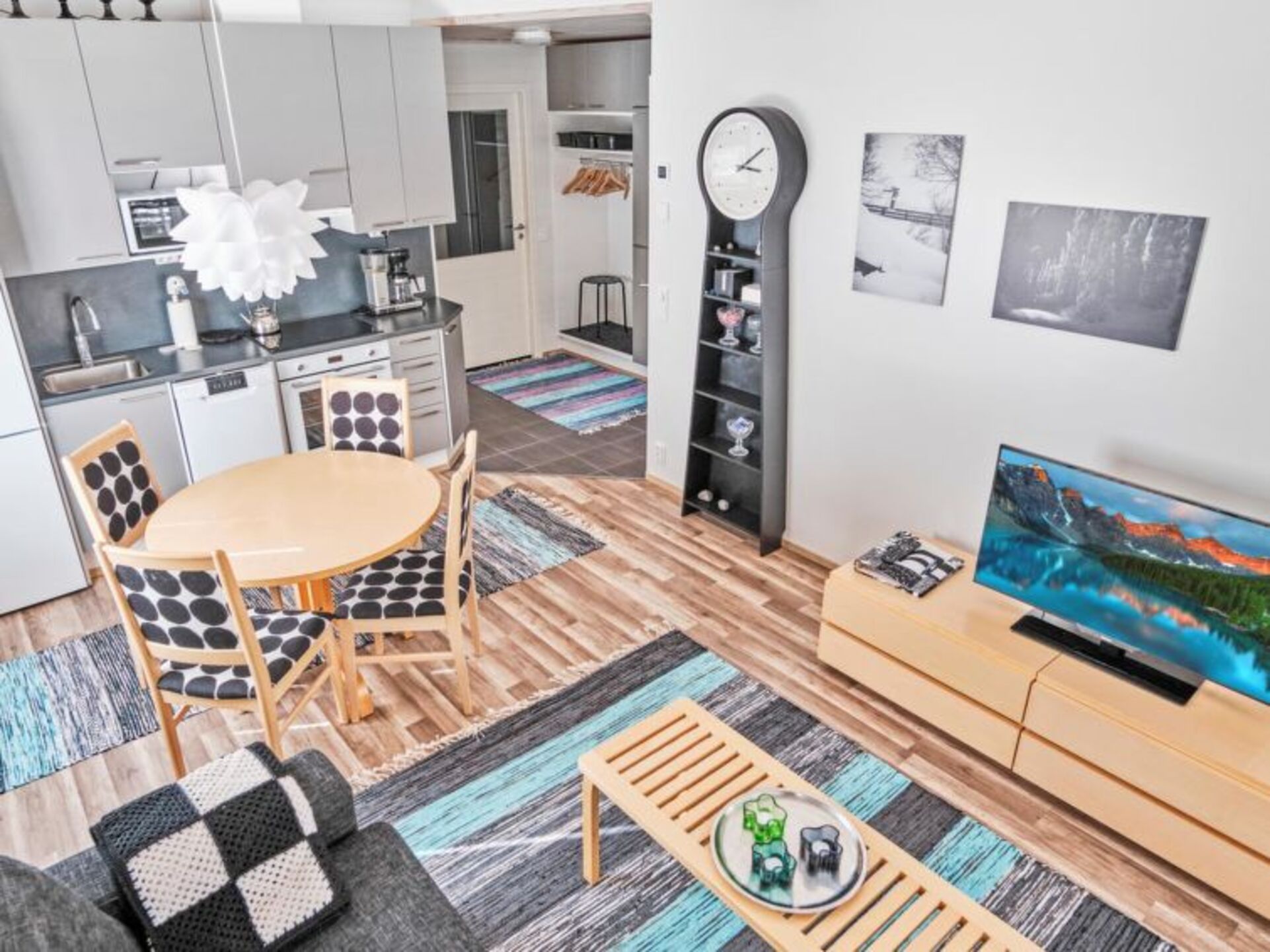 Your Perfect Getaway, Pelkosenniemi 1282