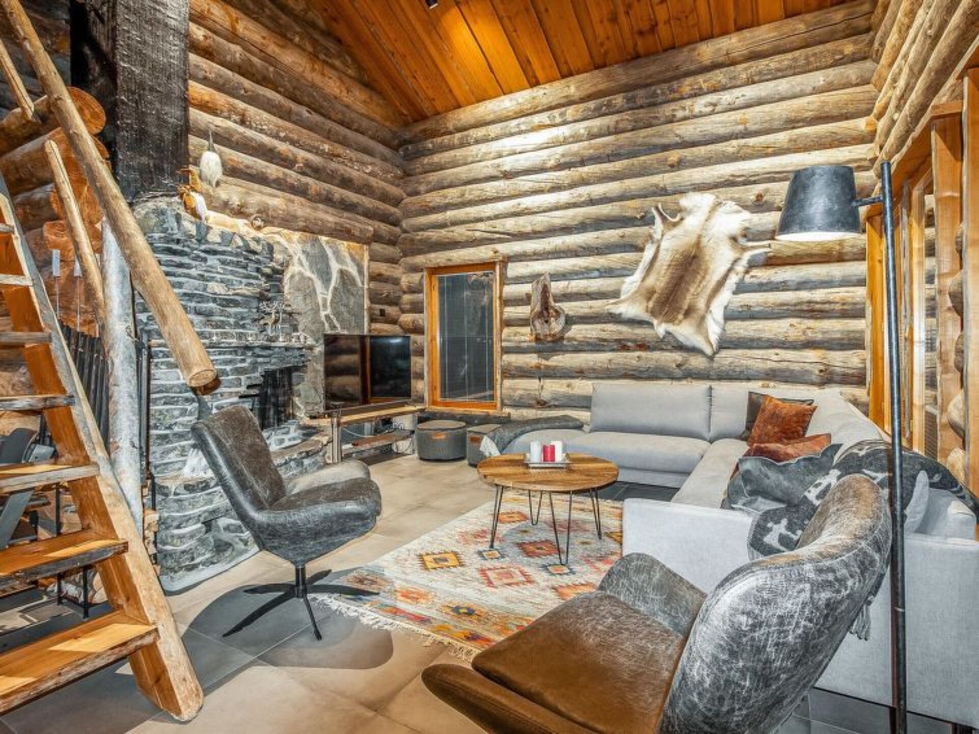 Perfect Family Retreat, Pelkosenniemi 1284