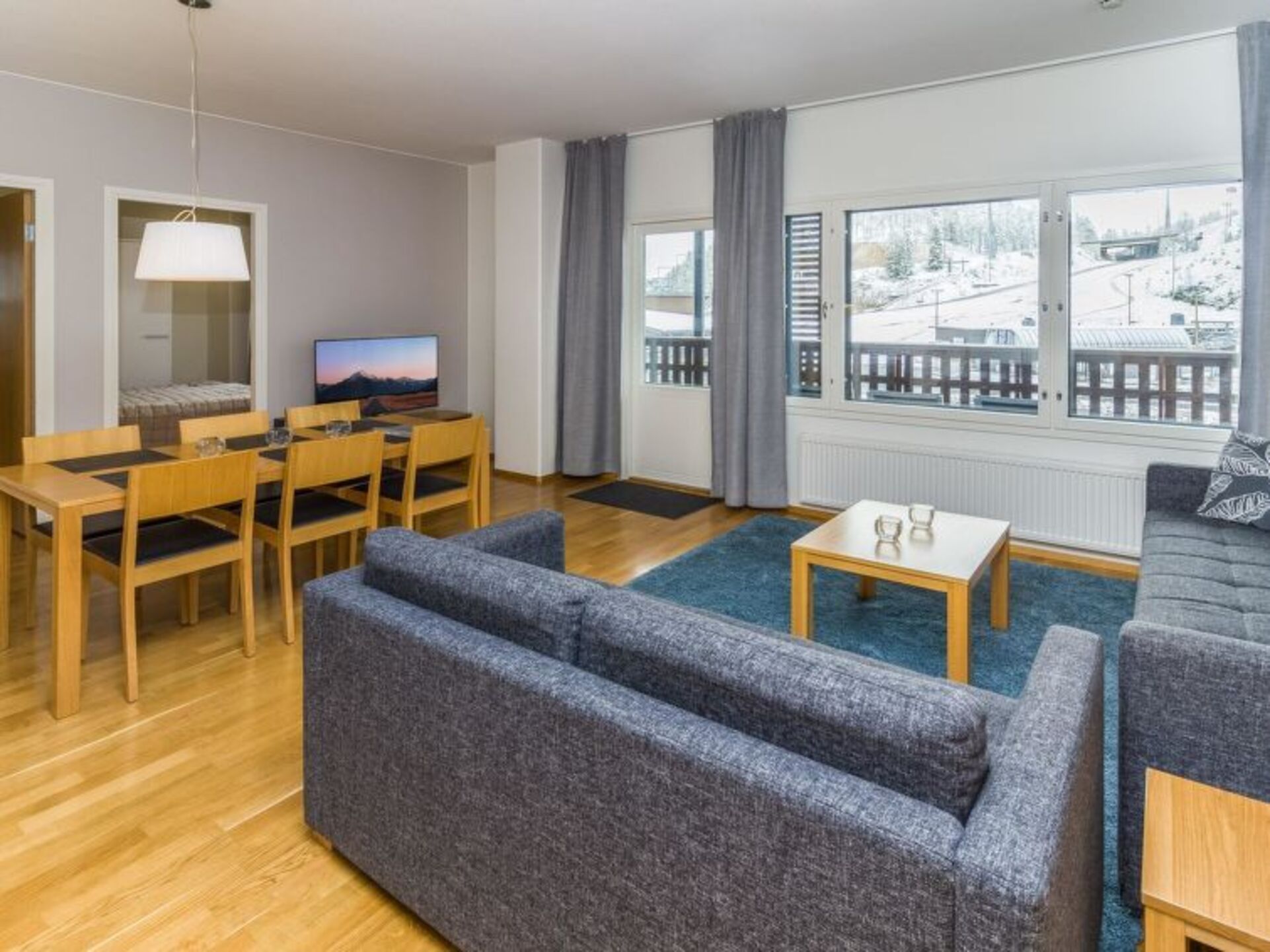 Kitchen / Dining Room