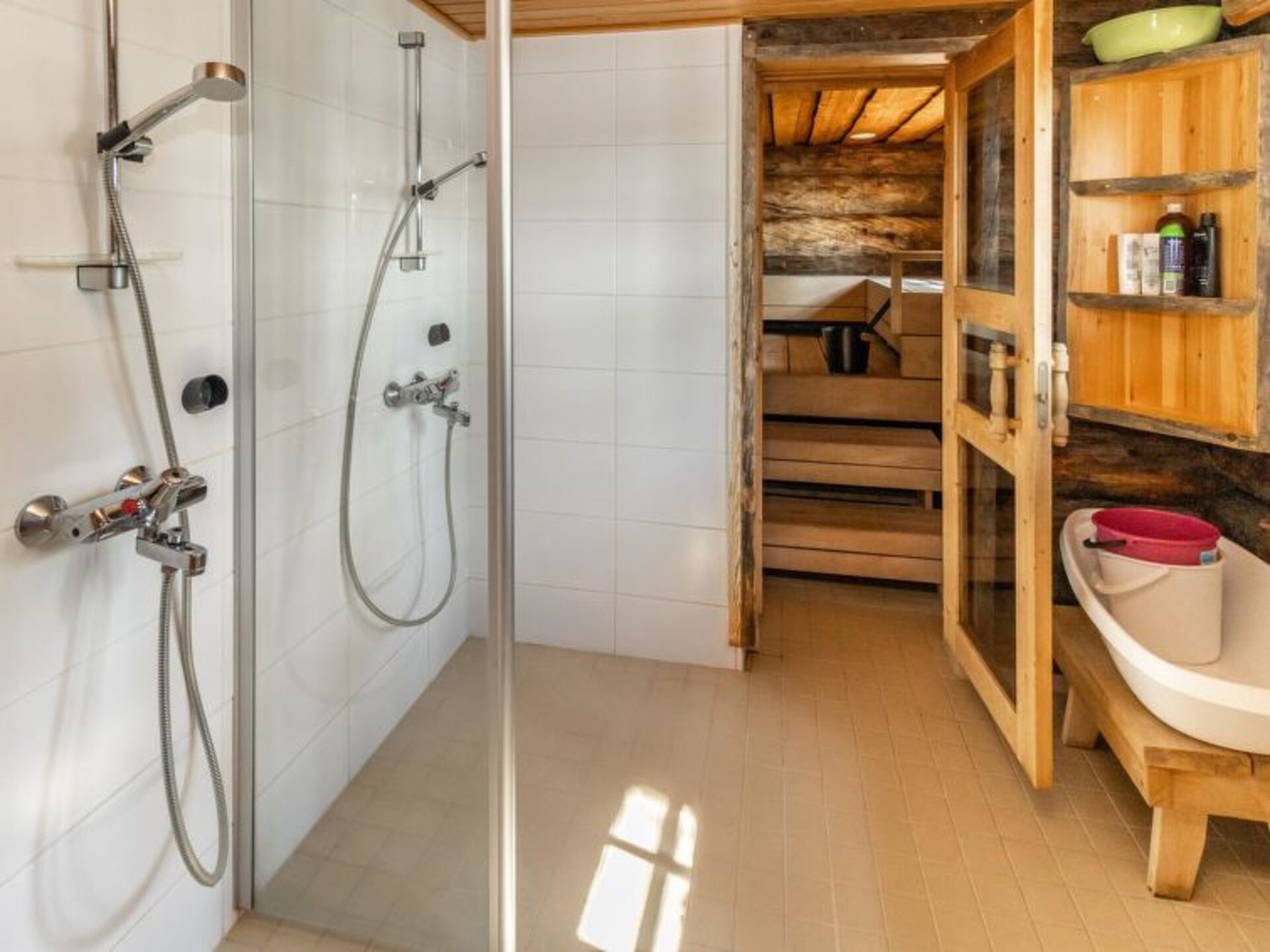 Bathroom / Wellness