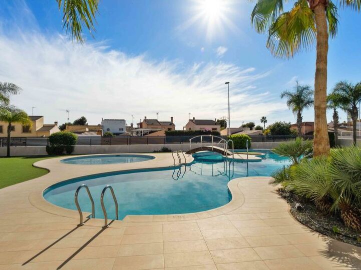 Modern Oasis with Panoramic Sea Views,1000, Torrevieja, Spain