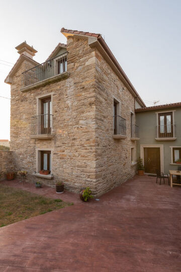 Dreamy 4 Bedroom Escape in Galicia,1000