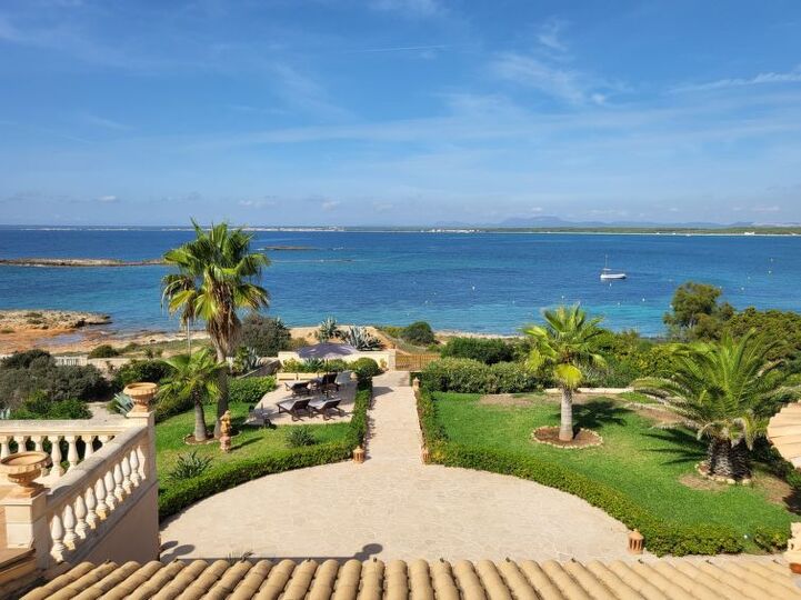 Elegant 4 Bed Villa in Prime Location,1651, Mallorca, Spain