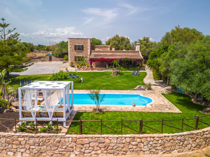 Charming 3-Bed Villa,1652, Mallorca, Spain