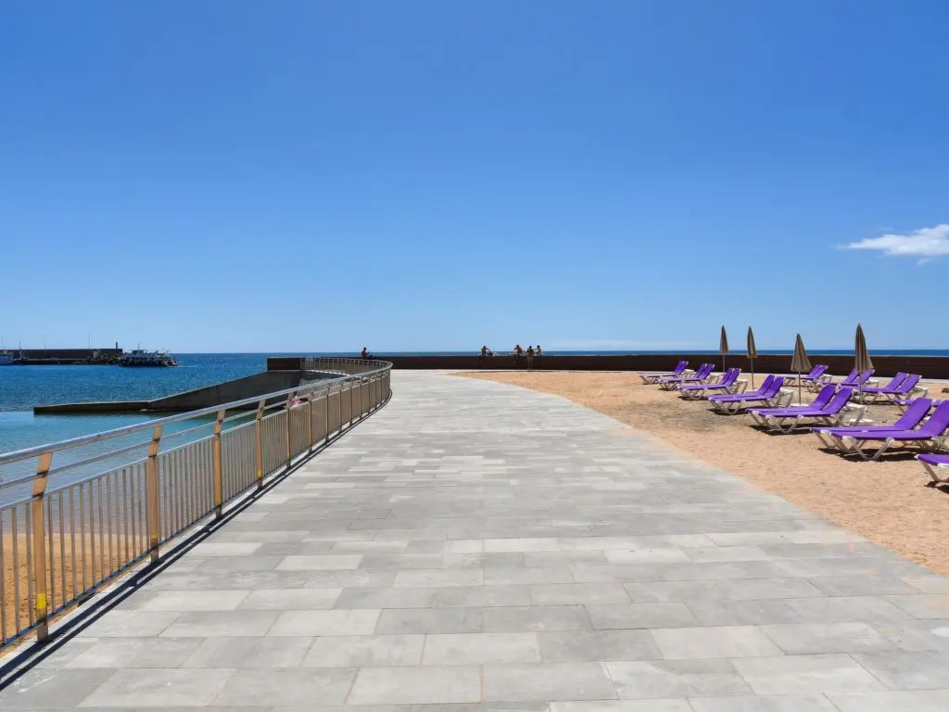 4 Bedroom Villa in Canary Islands,1077