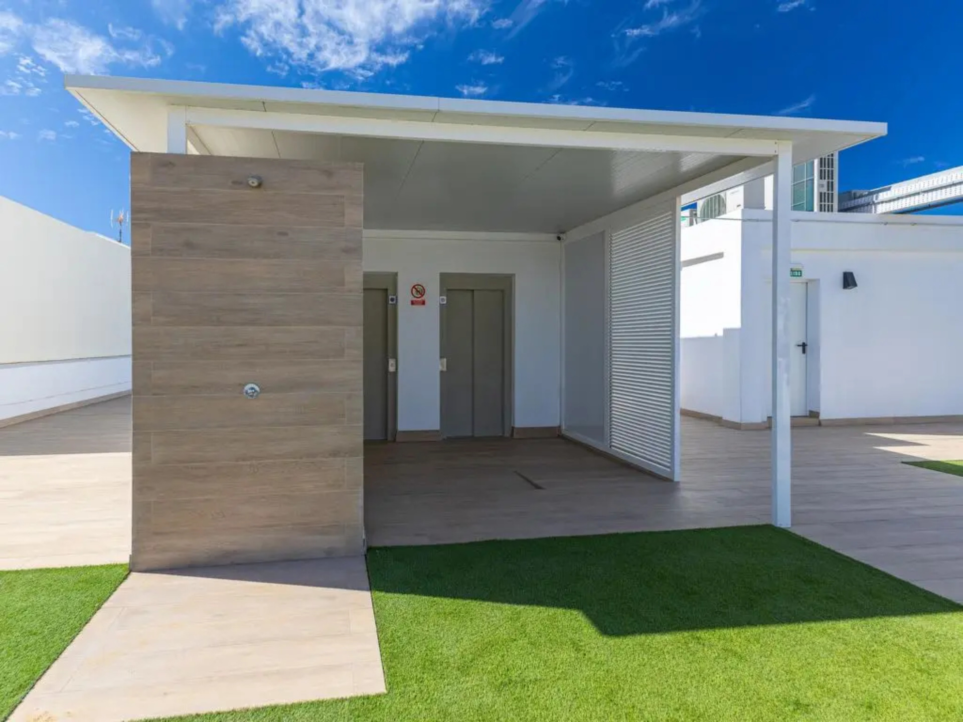 4 Bedroom Villa in Canary Islands,1077
