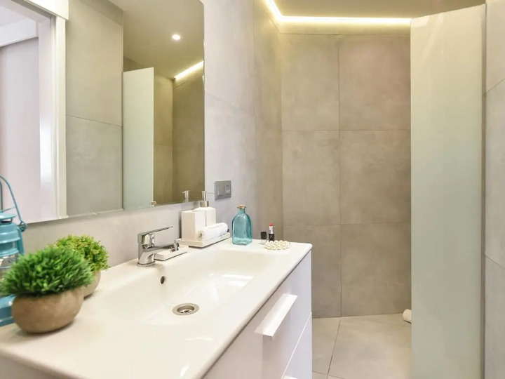 4 Bedroom Villa in Canary Islands,1077