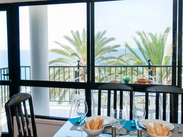 4 Bedroom Villa in Canary Islands,1077