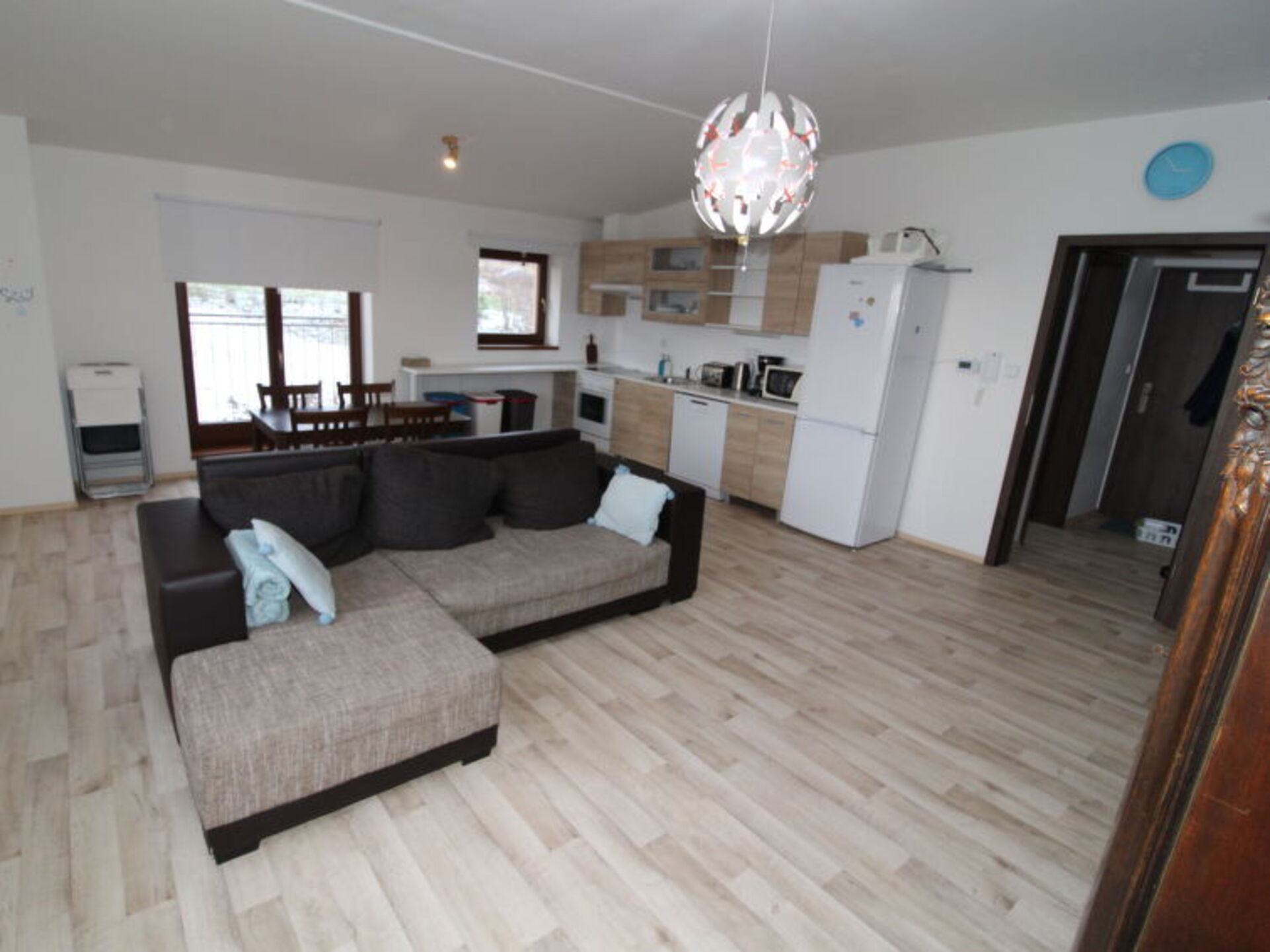 Kitchen / Dining Room