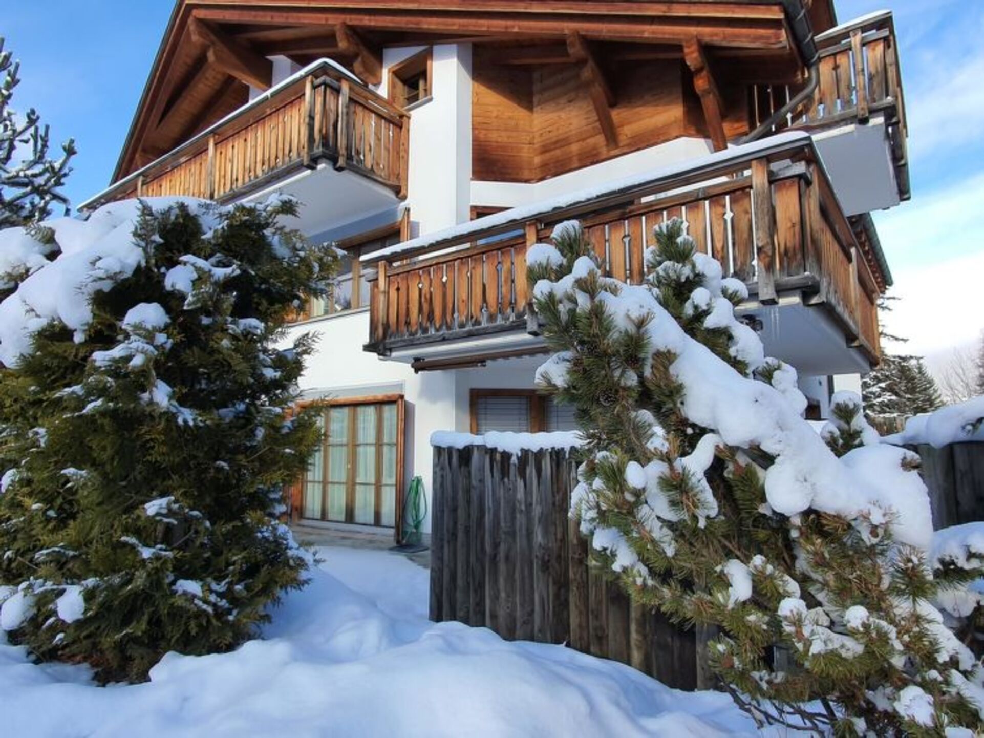 Tranquil 2 Bedroom Hideaway in Graubünden,1125
