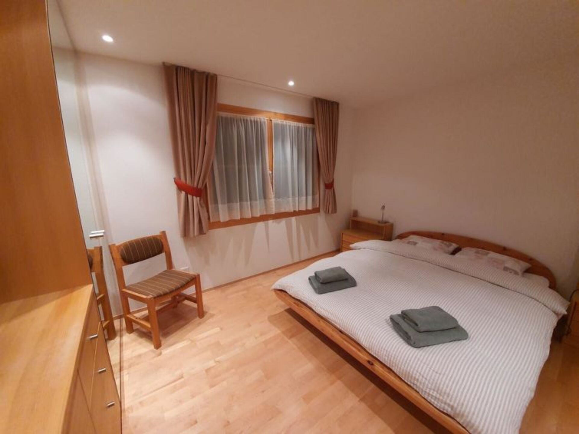 Tranquil 2 Bedroom Hideaway in Graubünden,1125