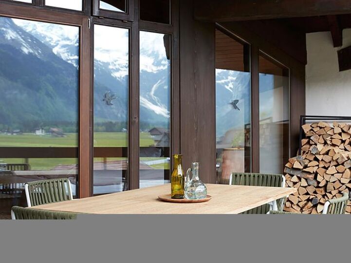 Serenity Found: Chic 3 BR Villa in Obwalden,1007